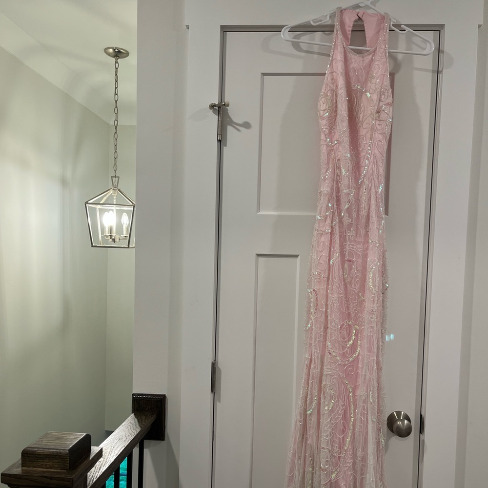 Gorgeous beaded pink dress! In excellent condition!